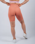 Încarcă imaginea în Gallery viewer, Inspire Biker Shorts | Soft Peach
