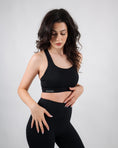 Încarcă imaginea în Gallery viewer, Inspire Square Bra | Black