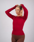 Încarcă imaginea în Gallery viewer, Inspire Long Sleeve Top | Ruby Red