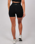 Încarcă imaginea în Gallery viewer, Define Shorts | Black
