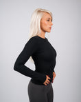 Încarcă imaginea în Gallery viewer, Inspire Long Sleeve Top | Black