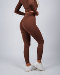 Încarcă imaginea în Gallery viewer, Inspire High Waisted Leggings | Coffee Brown