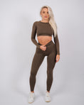 Încarcă imaginea în Gallery viewer, Define High Waisted Leggings | Truffle