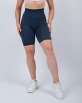 Încarcă imaginea în Gallery viewer, Inspire Biker Shorts | Midnight Blue