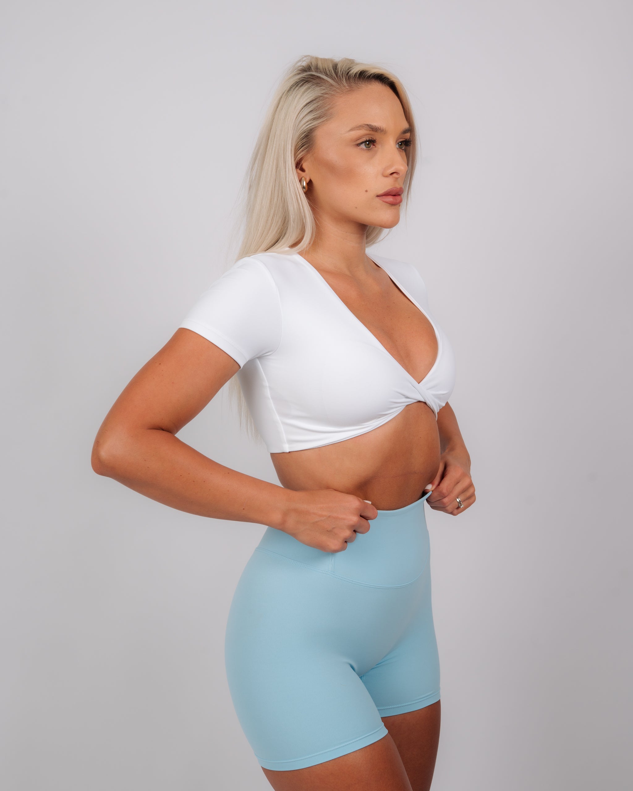 Inspire Twist Crop Top | White