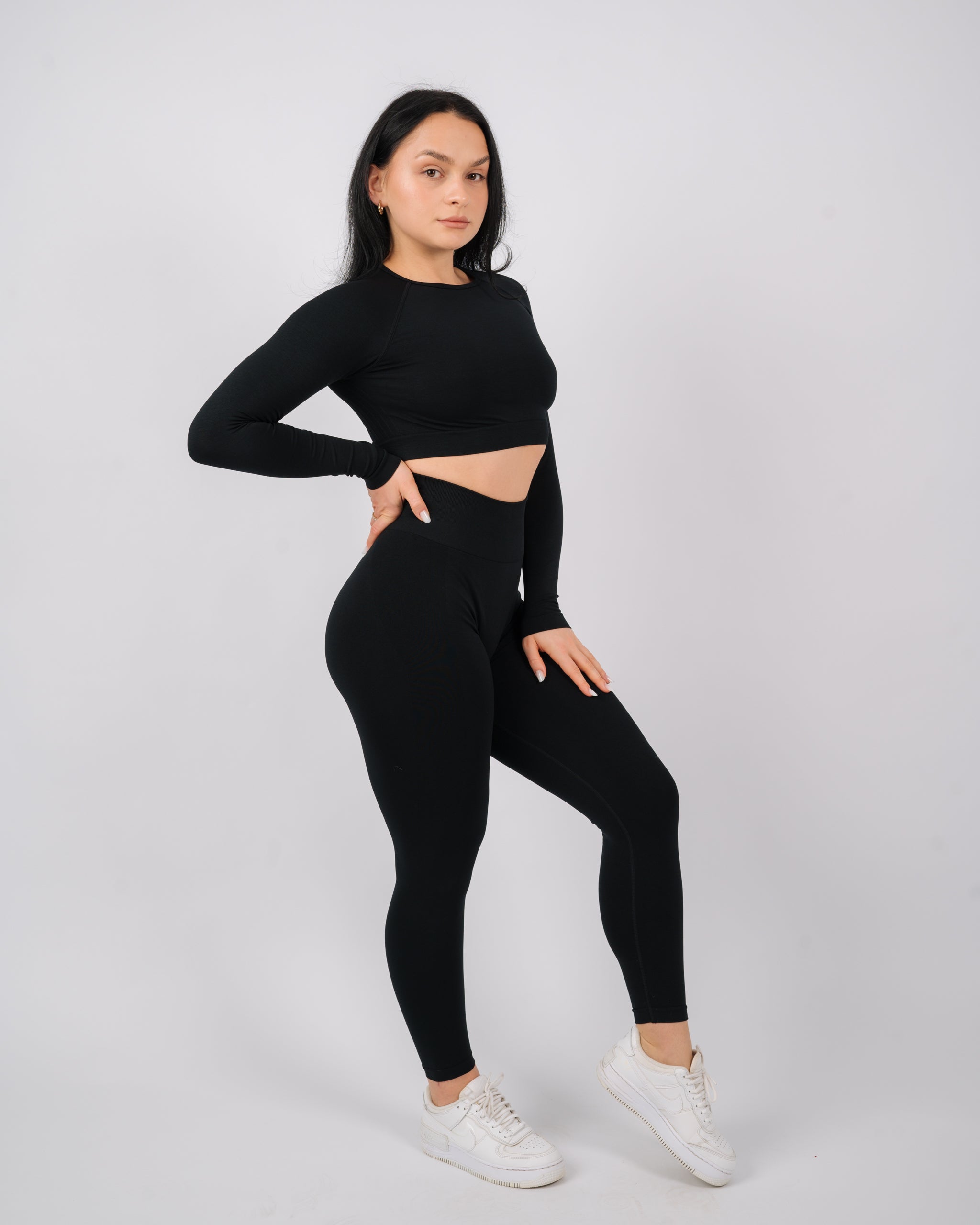 Define Long Sleeve Crop Top | Black