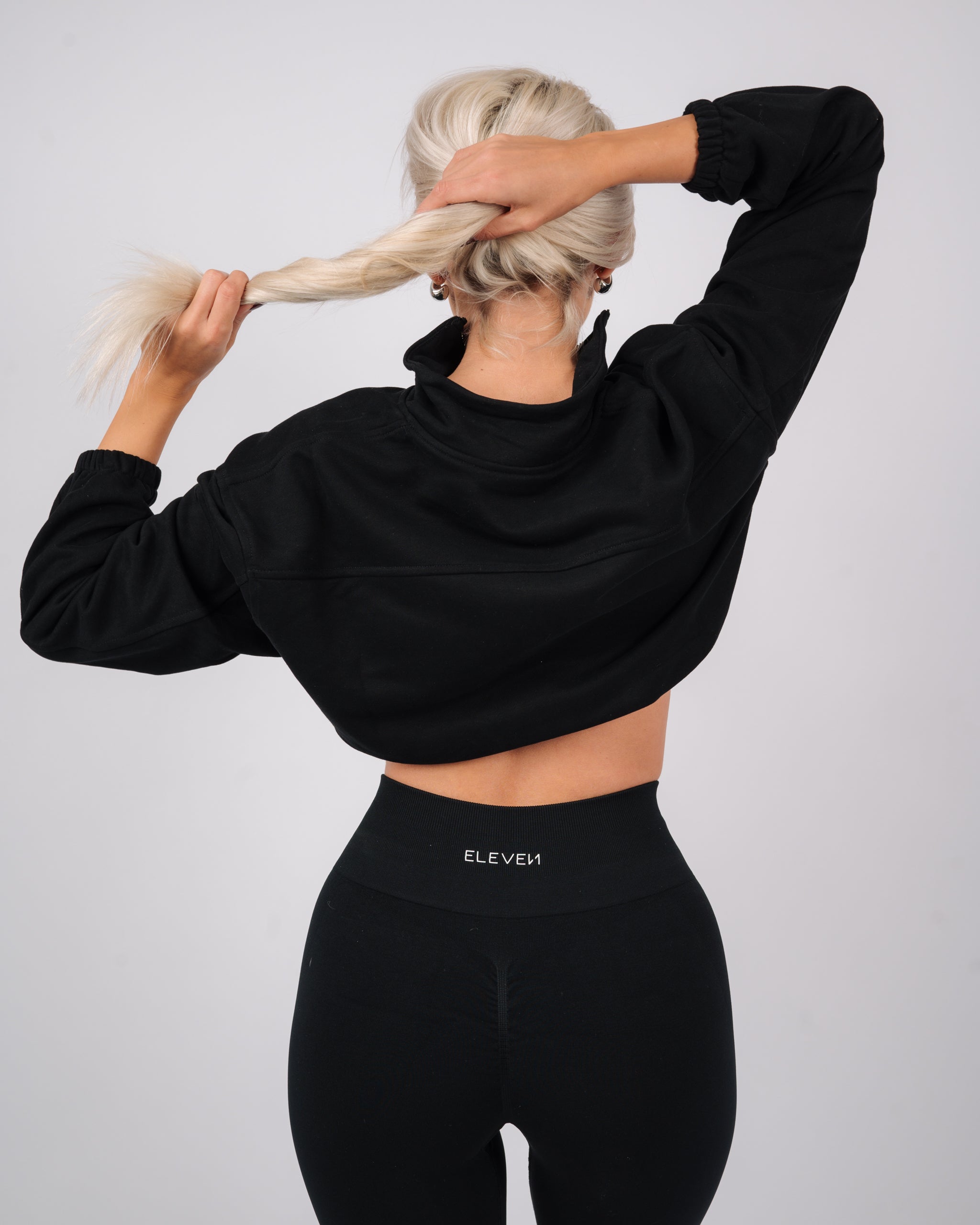 Define Crop Sweatshirt | Black