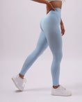 Încarcă imaginea în Gallery viewer, Inspire High Waisted Leggings | Baby Blue
